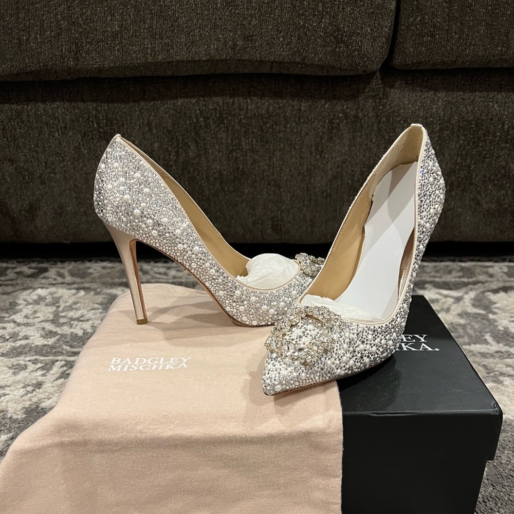 Badgley Mischka heels